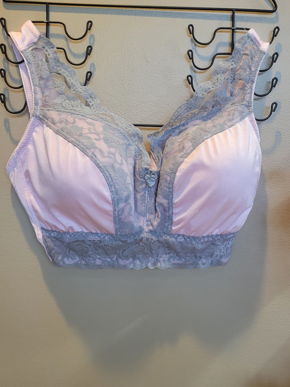 Rhonda Shear Pink and Gray Lace Longline Bralette
